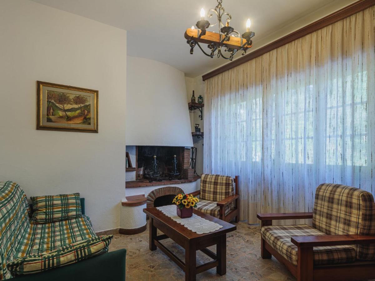 Apartment Barbara By Interhome Corsanico-Bargecchia Kültér fotó